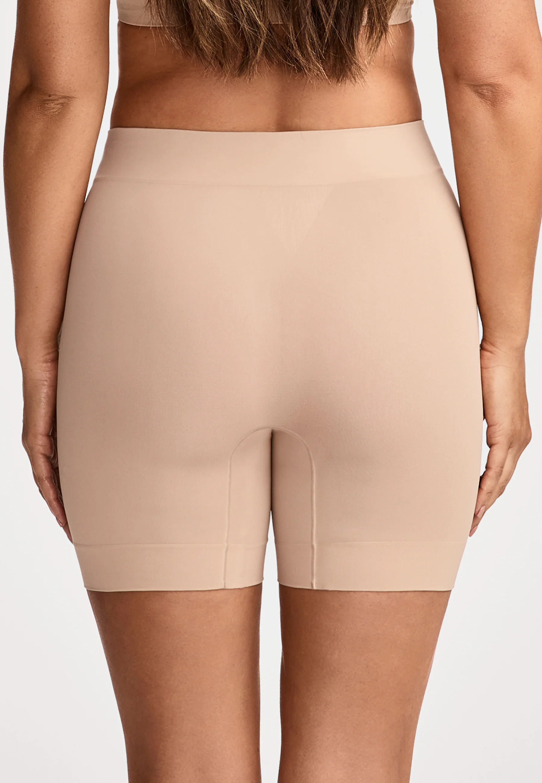 Jockey® Skimmies® Seamfree™ Ultralight Smoothing Cooling Shortie Slipshort - Image 9